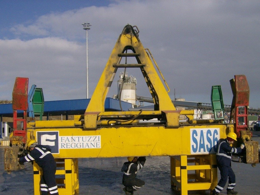 Spreader sehpa 2